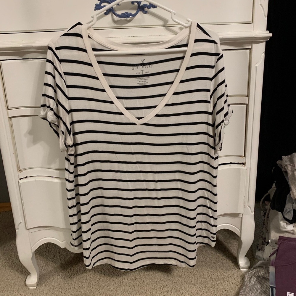 american eagle shirt